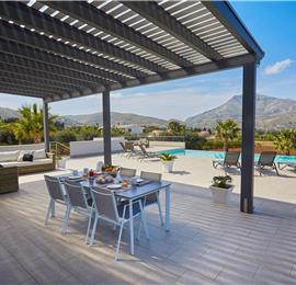 5 bedroom villa with infinity pool, Castellammare del Golfo, sleeps 9